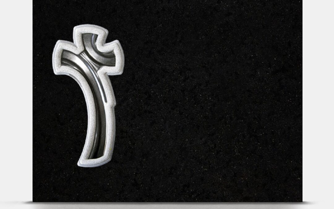 Lapida_03-28_escultura_tallada_cruz