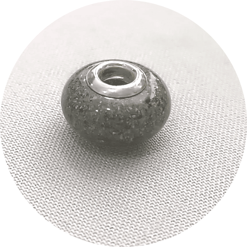 Acceso directo a Joyas en las que se ven las cenizas